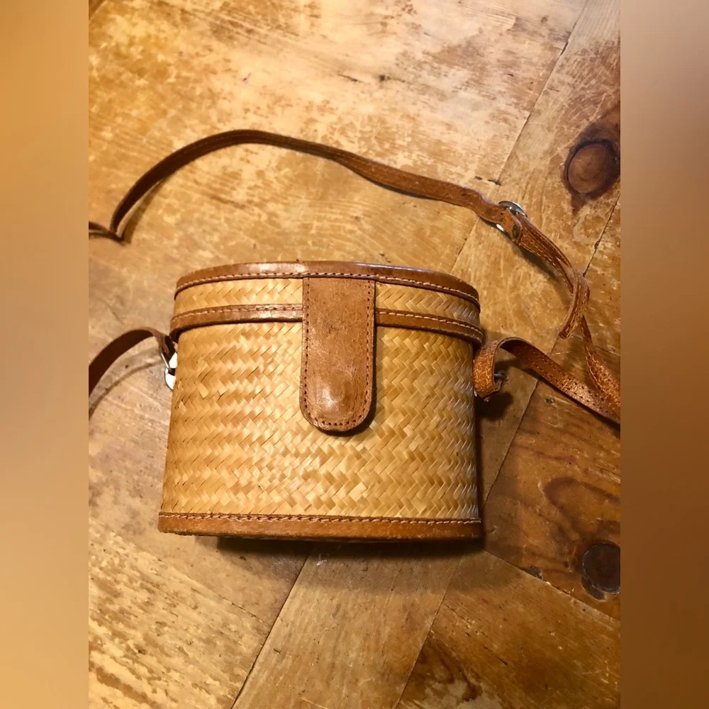 Woven Straw Crossbody Bag with Leather Trim - Natural Brown